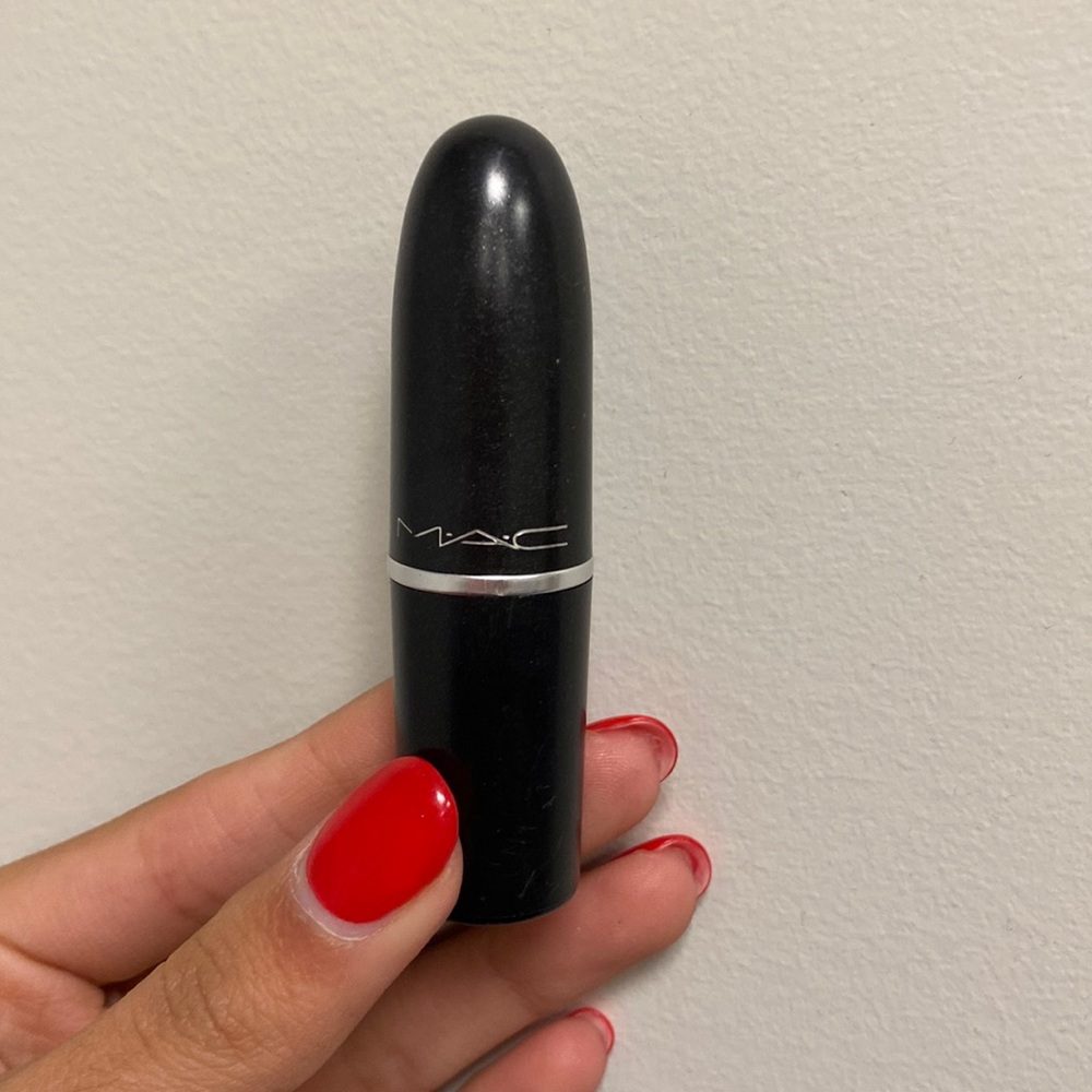 Mac lipstick